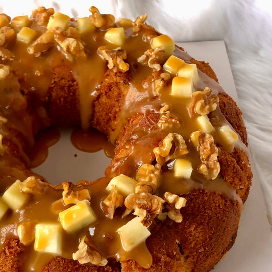 Bundt de manzana y nuez